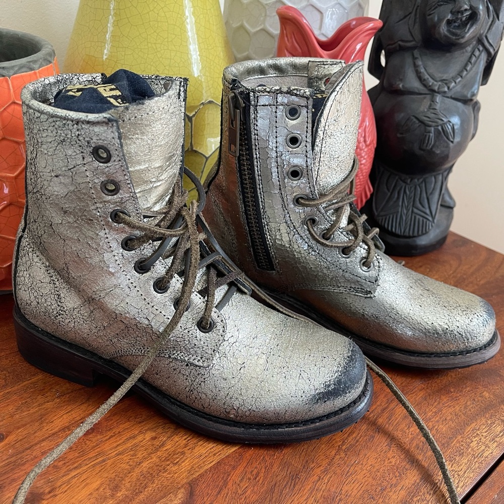 Freebird Manchester Flat Combat Boots in Distressed Silver - Picture 4 of 9